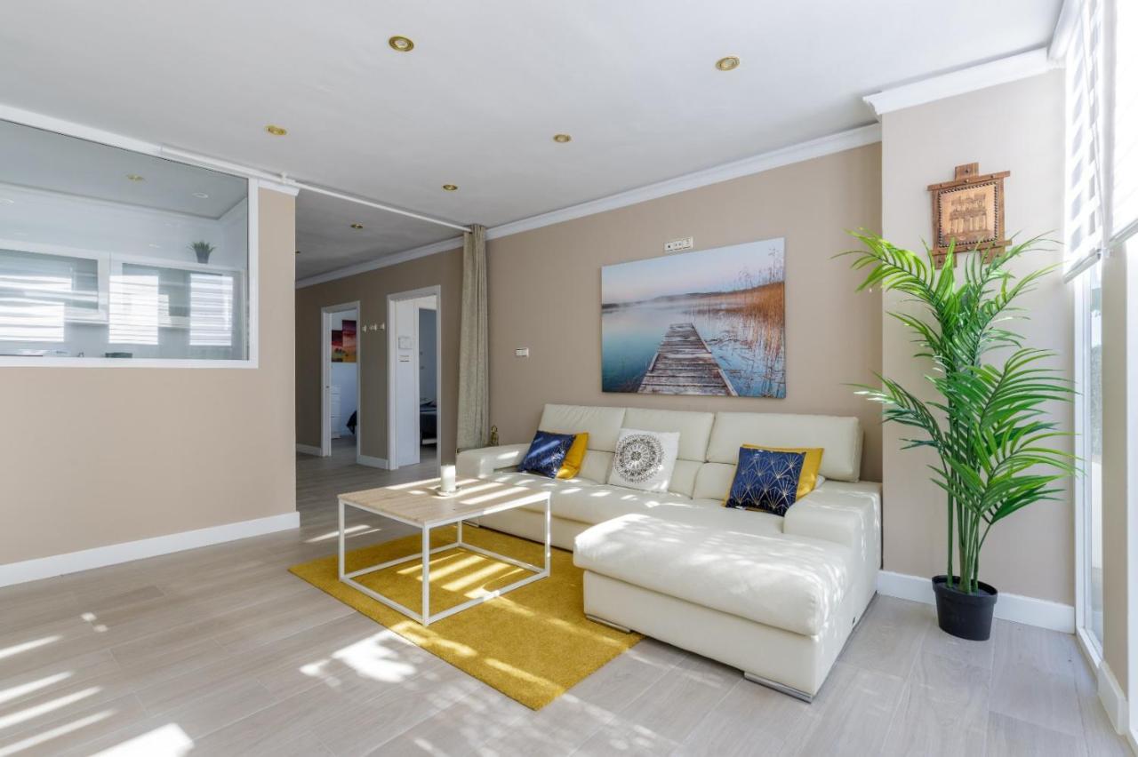 Apartamento Con Sol De Paz ตอร์เรโมลิโนส ภายนอก รูปภาพ