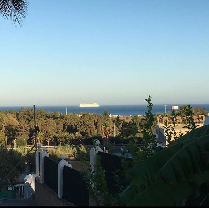 Apartamento Con Sol De Paz ตอร์เรโมลิโนส ภายนอก รูปภาพ