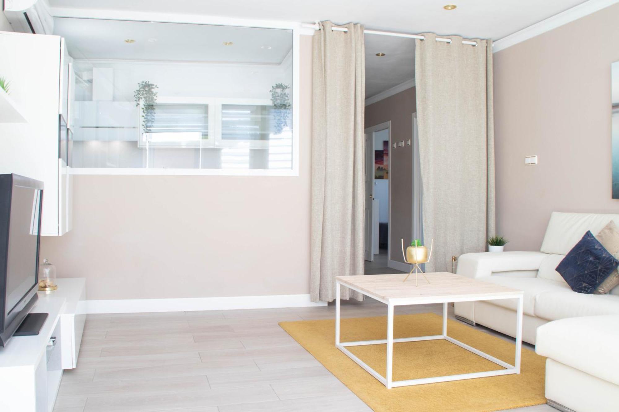 Apartamento Con Sol De Paz ตอร์เรโมลิโนส ภายนอก รูปภาพ